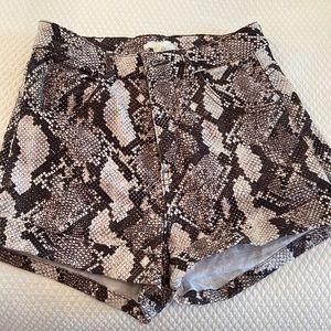 H&M snakeskin high waisted shorts, size 4
